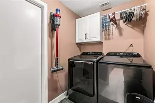 8736 Larwin Ln, Orlando, FL 32817 - Photo 28