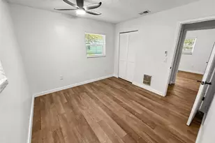 2532 NE 13th Ave, Gainesville, FL 32641 - Photo 10