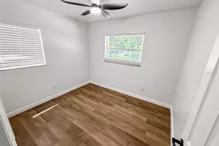 2532 NE 13th Ave, Gainesville, FL 32641 - Photo 16