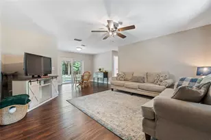 513 Dorothy Cir, Eustis, FL 32726 - Photo 4