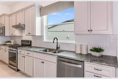 6323 Dew Drop Loop, Saint Cloud, FL 34771 - Photo 6