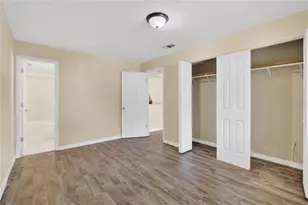 202 Red Maple Pl, Brandon, FL 33510 - Photo 24