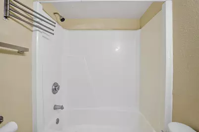 202 Red Maple Place #202, Brandon, FL 33510 - Photo 18