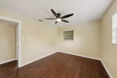 4733 W Wisconsin Avenue, Tampa, FL 33616 - Photo 22