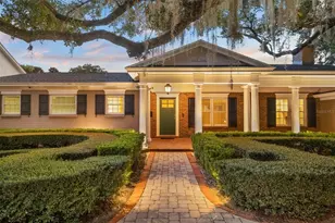 2410 Lake Shore Dr, Orlando, FL 32803 - Photo 1