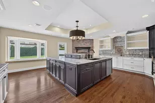 2410 Lake Shore Dr, Orlando, FL 32803 - Photo 8