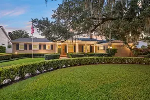 2410 Lake Shore Dr, Orlando, FL 32803 - Photo 2