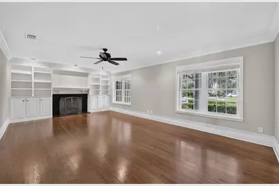 2410 Lake Shore Drive, Orlando, FL 32803 - Photo 6