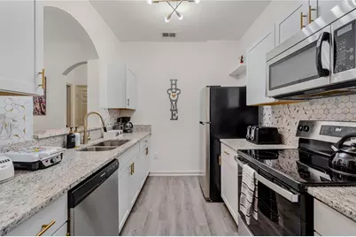 2774 Almaton Loop #202, Kissimmee, FL 34747 - Photo 8
