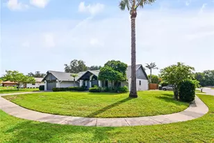 4437 Glenmoor Ct, Winter Park, FL 32792 - Photo 2