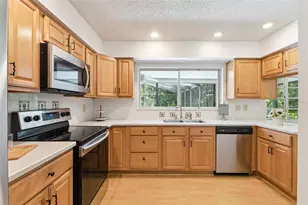 211 Hickory Dr, Longwood, FL 32779 - Photo 16