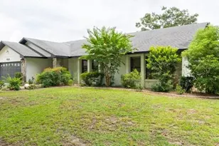 7213 Regent Dr, Lakeland, FL 33810 - Photo 1