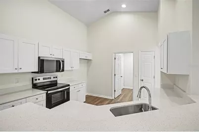 10131 Rivers Trail Drive, Orlando, FL 32817 - Photo 6