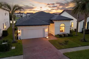 10481 Royal Cypress Way, Orlando, FL 32836 - Photo 2
