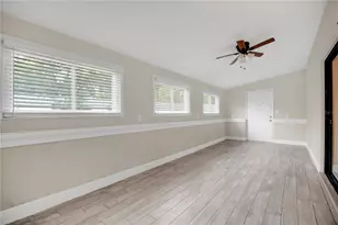 3914 Foothills Dr, Orlando, FL 32810 - Photo 10