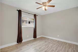 3914 Foothills Dr, Orlando, FL 32810 - Photo 16