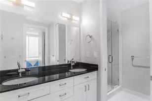 150 E Robinson St, Orlando, FL 32801 - Photo 18