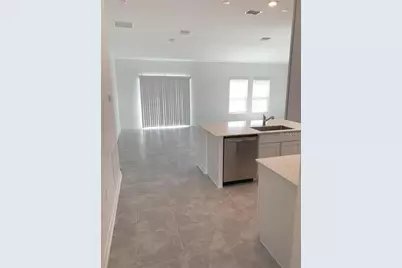 1373 Brentwood Dr, Kissimmee, FL 34746 - Photo 6