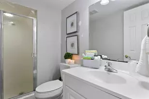 14009 Dominion Ct, Tampa, FL 33613 - Photo 22
