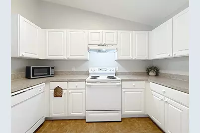 1364 Hillview Drive, Clermont, FL 34711 - Photo 6