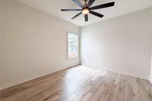 323 W Lambright St, Tampa, FL 33604 - Photo 8
