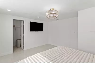 8702 Elmwood Lane, Tampa, FL 33615 - Photo 36