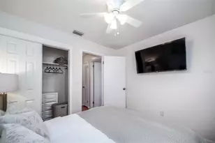 8702 Elmwood Ln, Tampa, FL 33615 - Photo 30