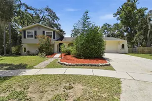 1200 Lake Valrico Ln, Valrico, FL 33594 - Photo 1