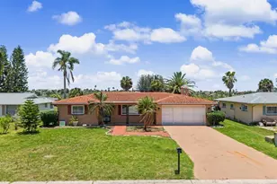 3837 Topsail Trail, New Port Richey, FL 34652 - Photo 4