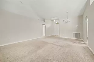 2122 Aitkin Loop, Leesburg, FL 34748 - Photo 2