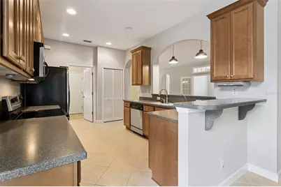 8270 Bridgeport Bay Circle, Mount Dora, FL 32757 - Photo 16