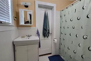 919 W Woodlawn Ave, Tampa, FL 33603 - Photo 24