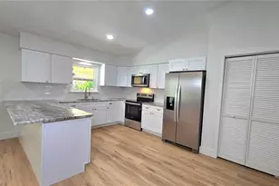 725 Tulip Ct, Deltona, FL 32725 - Photo 8