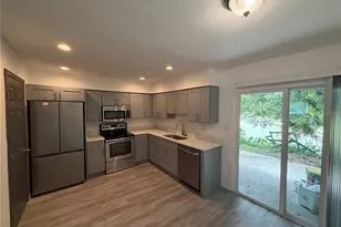 3924 Crayrich Cir, Orlando, FL 32839 - Photo 6