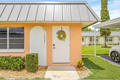 11923 Boynton Lane #B, New Port Richey, FL 34654 - Photo 2