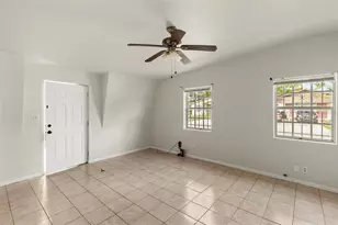 9213 N 13th St, Tampa, FL 33612 - Photo 4