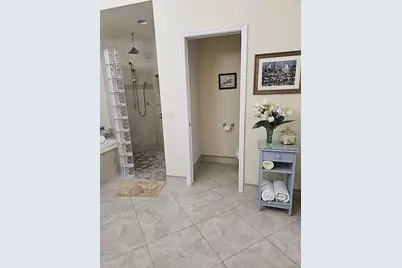 618 Crossfield Circle, Venice, FL 34293 - Photo 12