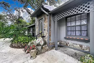 11805 N 51st St, Temple Terrace, FL 33617 - Photo 8