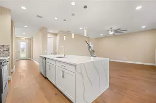 2049 Heart Lk Dr, Groveland, FL 34736 - Photo 12