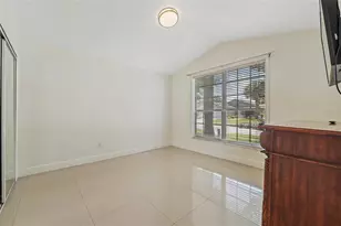 7827 Myrtle Oak Ln, Kissimmee, FL 34747 - Photo 4