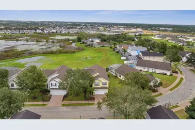 318 Windsor Place, Davenport, FL 33896 - Photo 2