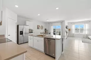 33504 Copper Hl Wy, Sorrento, FL 32776 - Photo 4