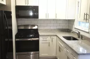 2259 2nd Ave N, Saint Petersburg, FL 33713 - Photo 2