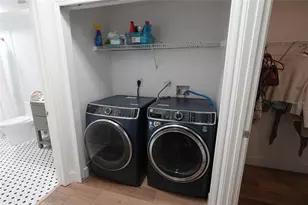 911 N Orange Ave, Orlando, FL 32801 - Photo 14