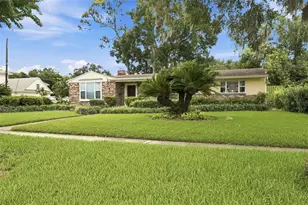 1228 Spring Lake Dr, Orlando, FL 32804 - Photo 2