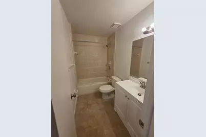 11038 Regency Commons Court, Orlando, FL 32837 - Photo 8