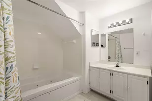 4005 Venetian Bay Dr, Kissimmee, FL 34741 - Photo 12