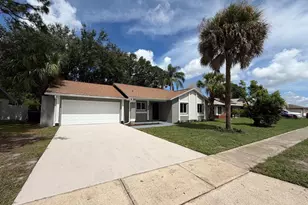 10722 Whisperwood Ln, Orlando, FL 32837 - Photo 1