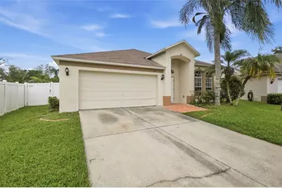 5337 Outlook Way, Zephyrhills, FL 33541 - Photo 2