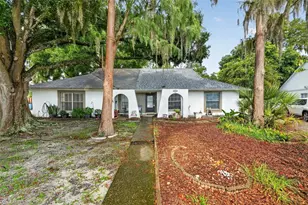 3205 Laurel Dale Dr, Tampa, FL 33618 - Photo 2